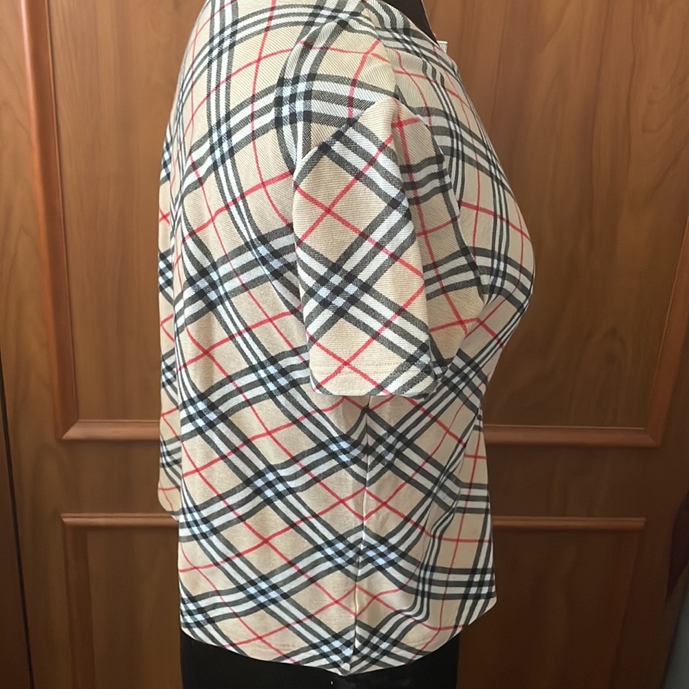 Soldā¤ļøAuthentic Burberry Check T-Shirtā¤ļø - Picture 12 of 17